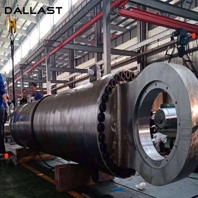 Lang hydraulisk cylinder