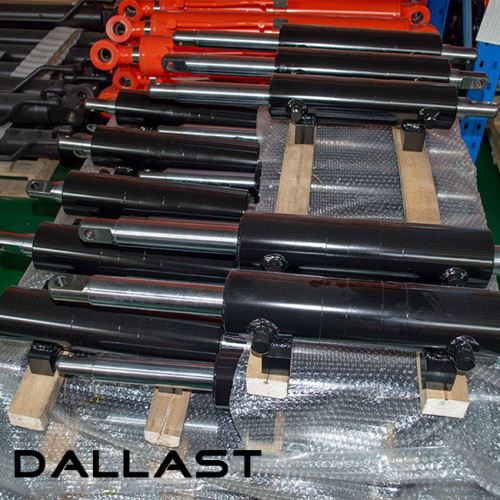Dobbelt stang hydraulisk styrecylinder